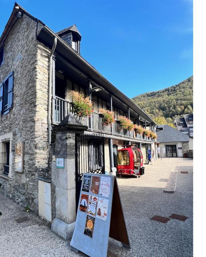 Appt T2 4 Pers Saint Lary Centre Village Parking Exterior photo